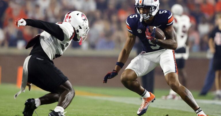 Auburn receiver Horatio Fields is sidelined indefinitely with a broken foot | Football