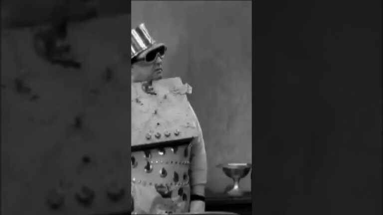 Comic books vs. Current Events: The Space Man Showdown!