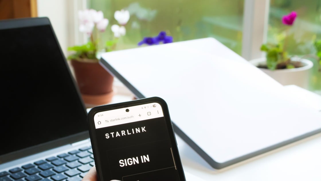 SpaceX Appears to Be Prepping a Rugged Starlink Mini Dish