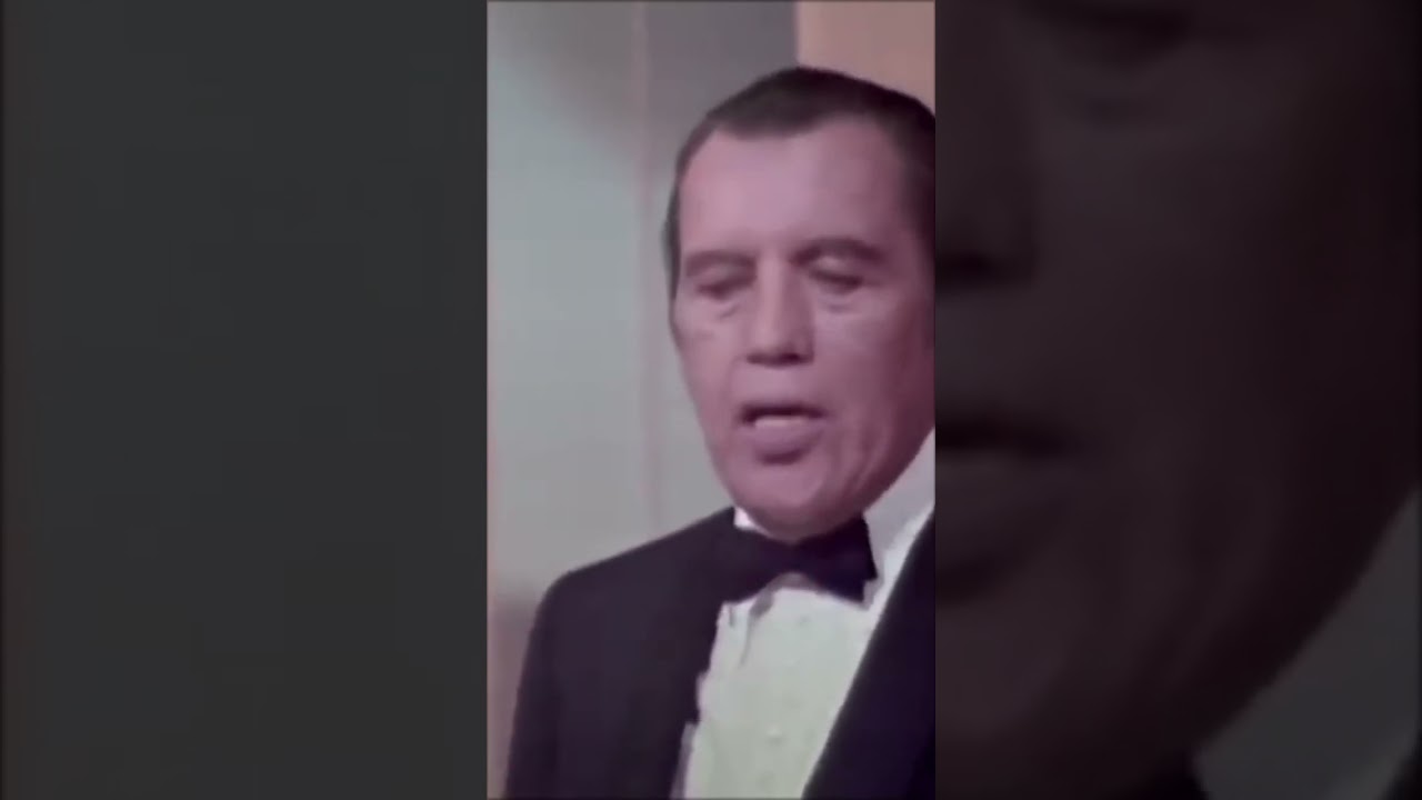 Did Carson REALLY kneel to Ed Sullivan? The story!